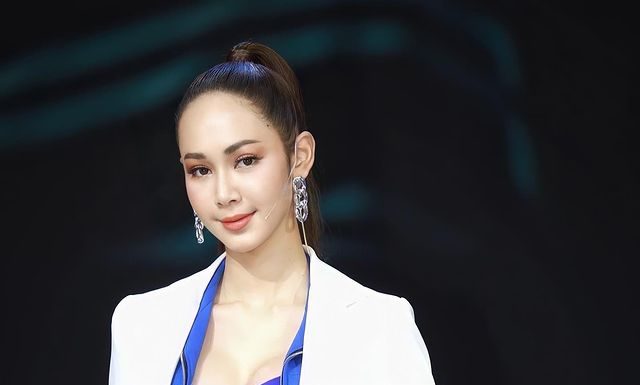 น้องเนย พริตตี้สาว ตัวท๊อปในวงการ น้องเนย พริตตี้สาว ตัวท๊อปในวงการ งานใหญ่งานดัง จะต้องมี