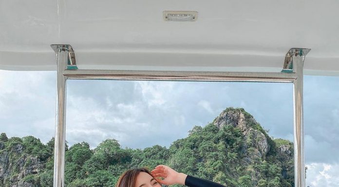 น้องกุ๊กไก่ วนัสนันท์ พริตตี้สวาสวย สลัดผ้าอวดหุ่นขาว ในชุดว่ายน้ำ น้องกุ๊กไก่ วนัสนันท์ พริตตี้สวาสวย สลัดผ้าอวดหุ่นขาว ในชุดว่ายน้ำ ร้อนแรงทะลุไอจี