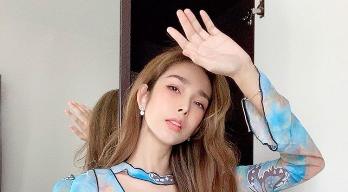 น้องพลอย ฉัตรญาดา พริตตี้ตัวท็อป ที่พกพาความอึ๋ม มาให้ชุ่มชื่นหัวใจ น้องพลอย ฉัตรญาดา พริตตี้ตัวท็อป ที่พกพาความอึ๋ม มาให้ชุ่มชื่นหัวใจ เด็ดจริงไรจริง