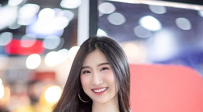 น้องต้นข้าว พริตตี้สาวดีกรีที่ไม่ธรรมดา ที่ทำเอา ดีเจมะตูม น้องต้นข้าว พริตตี้สาวดีกรีที่ไม่ธรรมดา ที่ทำเอา ดีเจมะตูม อยากกลับไปเป็นผู้ชาย