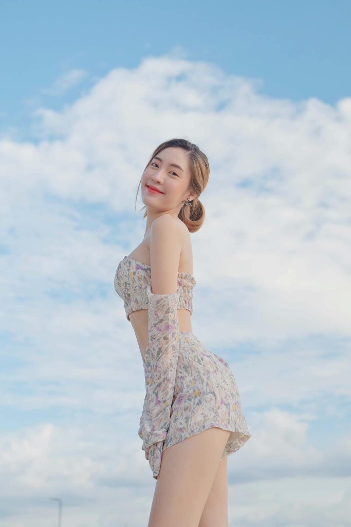 น้องอิม สาวมหาลัยรังสิต น่ารัก แฝงกับความแซ่บ กับรอยยิ้มสวยๆของน้อง