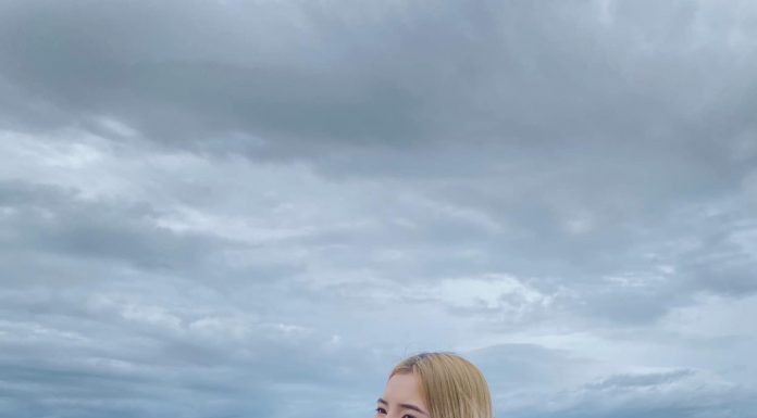น้องฟารา แฟร์ สาวสวยชื่อดังในโลกออนไลน์ ที่แซ่บสุด เด็ดสุด