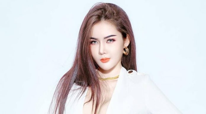 น้องนุกนิก นางแบบสุดเซ็กซี่ เสน่ห์แรง ขาวใส หุ่นเพียว น้องนุกนิก นางแบบสุดเซ็กซี่ เสน่ห์แรง ขาวใส หุ่นเพียว แซ่บทุกสัดส่วน