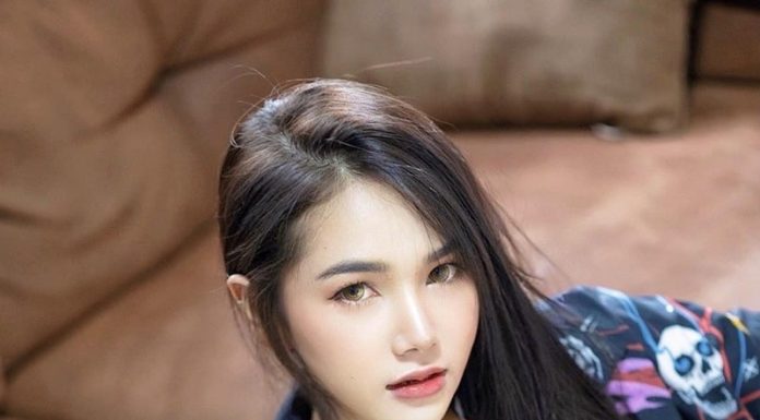 แคท อาทิตยา ดาวเด่น พริตตี้ Motor Show 2022 แคท อาทิตยา